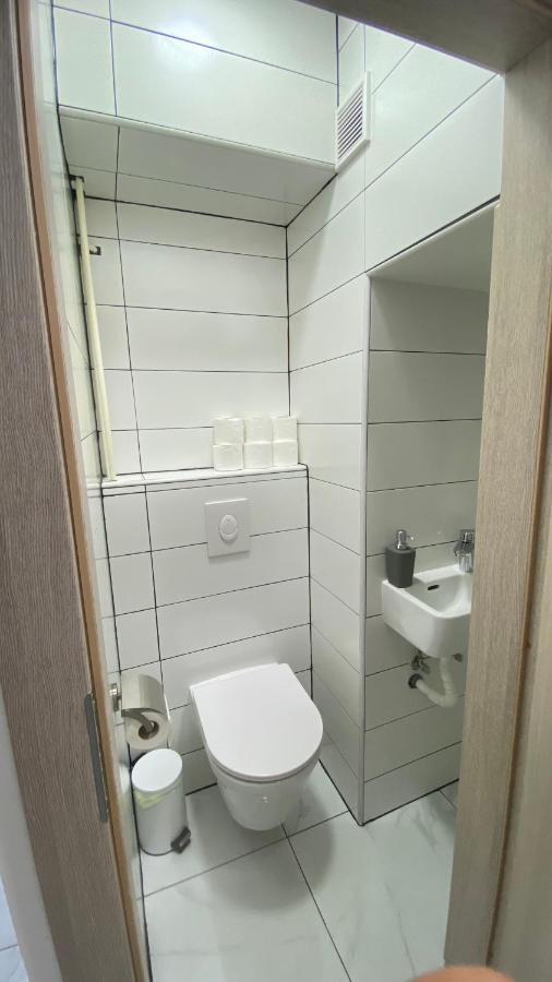 M.B.A. Apartments Карловац Екстериор снимка